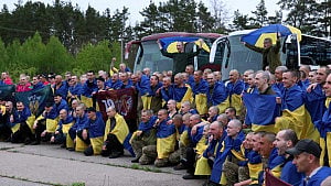 Russia, Ukraine exchange 205 prisoners each