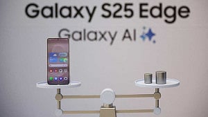 Samsung unveils slimmest smartphone yet to rival Apple