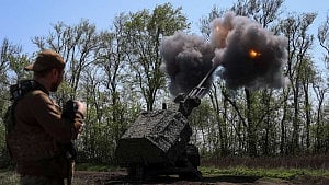 Russia demanded Kyiv pull back troops before ceasefire: source