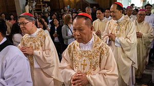 Cardinals could pick Filipino Tagle as next pope