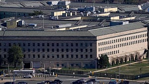 Trump puts new limits on Pentagon reporters