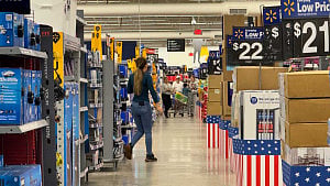 Trump tells Walmart to 'eat the tariffs'