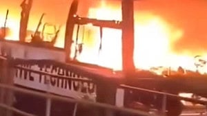 Four arrested after Rotterdam synagogue arson