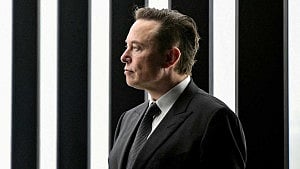 Tesla board to shareholders: Pay Musk or else