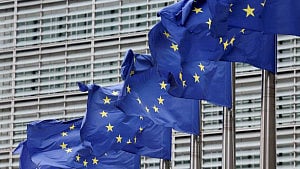 EU considers training 3,000 Palestinian police