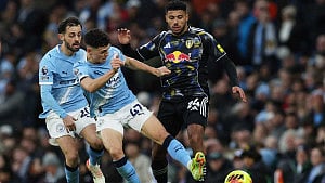 Foden brace secures Man City win over Leeds
