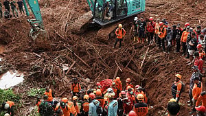 Death toll from Indonesia landslides hits 30