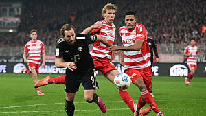 Bayern winning run ends with Union draw