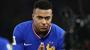 Mbappe leaves France squad