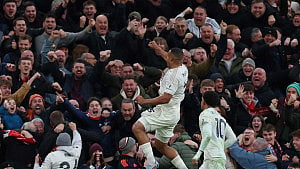 Forest stun Liverpool at Anfield