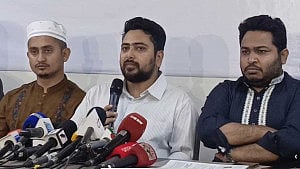 একমাসের মধ্যে হাসিনার মৃত্যুদণ্ড কার্যকরের দাবি এনসিপির