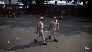 India arrests Kashmir resident over Delhi car blast