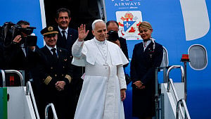 Pope taking peace message to Lebanon