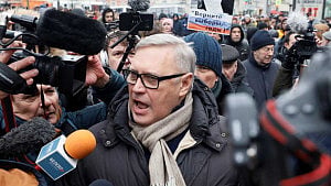 Russia adds ex-PM, economist to 'extremists, terrorists' list