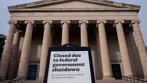 US budget deficit hits $284bn in October
