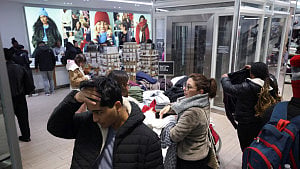 US Thanksgiving online sales expected to rise 6%