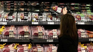 Australia welcomes Trump's removal of beef tariffs