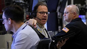 Wall Street indexes end lower