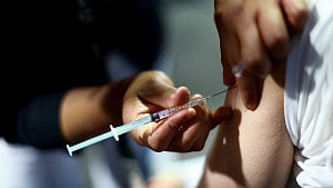 US FDA memo links 10 child deaths to COVID vaccines
