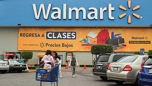 Walmart CEO McMillon to retire after a decade