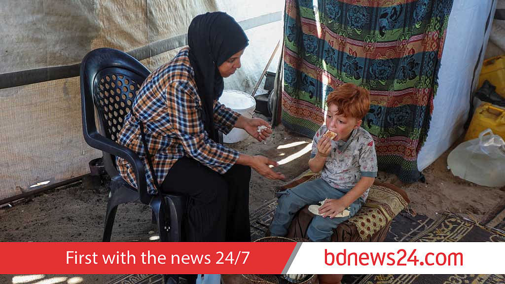 Two years after she was pictured in grief, Gaza woman faces more