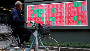 Asian shares poised for 7th month of gains