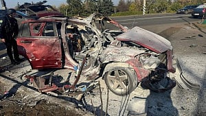 Russian drone kills 2 Ukrainian journalists