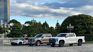 Trump's ‘hot truck’ takes spotlight at Japan trade talks