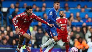 Fernandez out of Argentina squad with knee issue