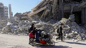 Gaza man reunites with family thought dead