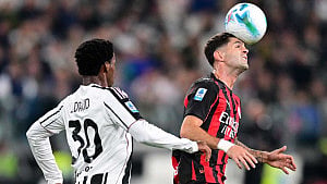 Pulisic penalty miss denies Milan top spot