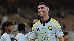 Ronaldo becomes football's first billionaire