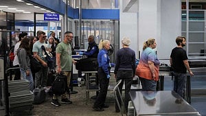 US expands facial recognition to track non-citizens
