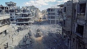 Israel kills 26 in Gaza; truce, aid to resume
