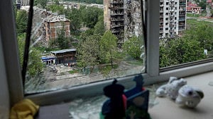 Ukraine bolsters Pokrovsk defences