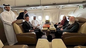 UK couple freed by Taliban after Qatari mediation