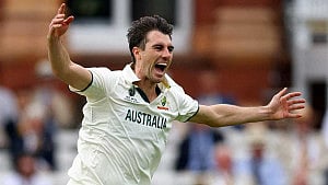 Cummins, Lyon return for 3rd Ashes Test