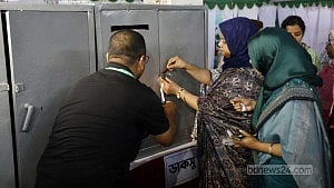 ডাকসু: ভোট দেবেন যেভাবে