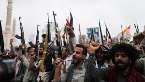 Houthi rebels raid UN premises in Yemen, detain 11