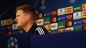 Howe relishes 'magical' Barca clash