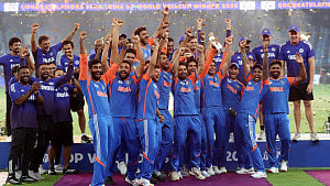 India refuses Asia Cup trophy from ACC chief