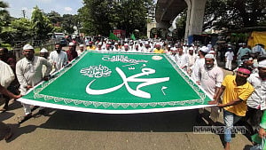 Colourful procession marks Eid-e-Miladunnabi in Dhaka
