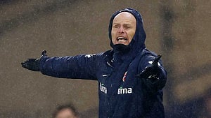 Norway coach calls for faster ball kids in WC push
