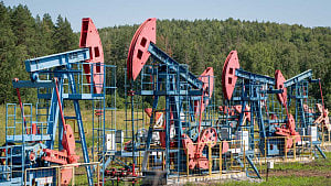 Russia may cut oil output after drone attacks