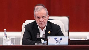 Iran can overcome any return of sanctions: Pezeshkian