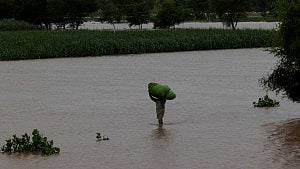 Punjab floods wash away thousands villages; threatens Pak economy