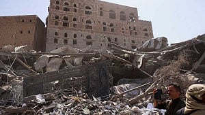Israel strikes Yemen's Red Sea port