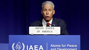 Iran's uranium-enrichment programme must be dismantled: US
