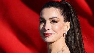 Anne Hathaway turns troubled pop icon in ‘Mother Mary’