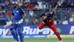 Dar, Hazlewood return strengthens Bengaluru